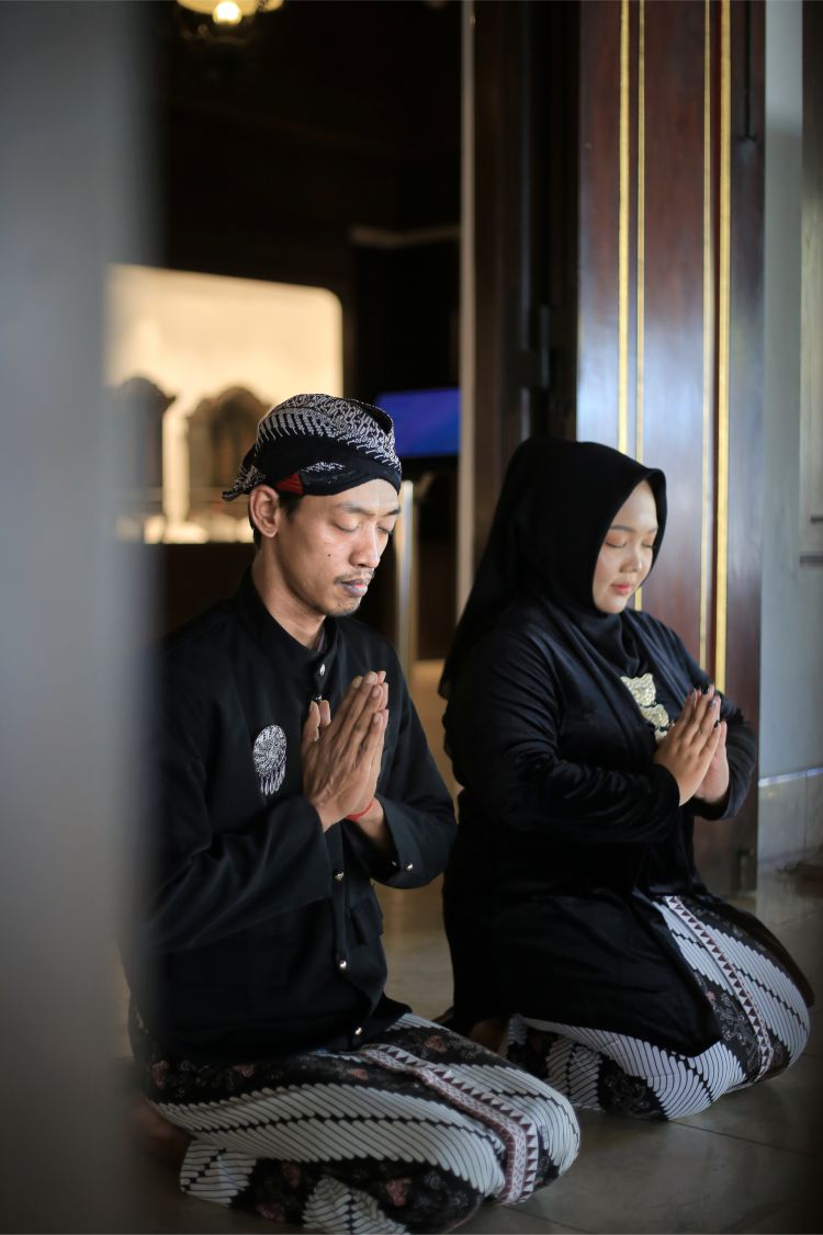 Mita & Agung (4)